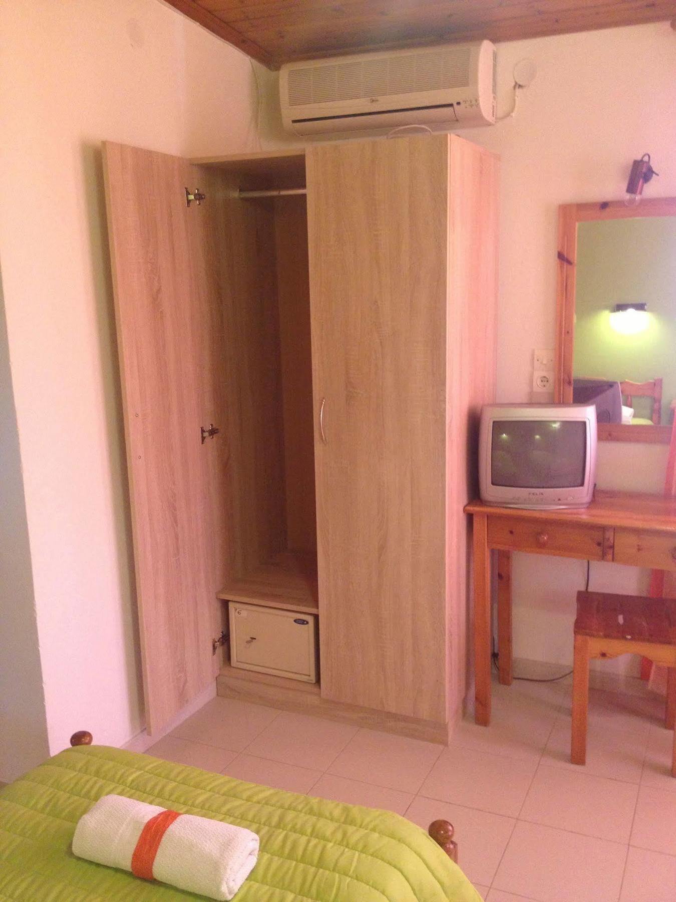 Ionian Breeze Apartments Kavos Exterior photo